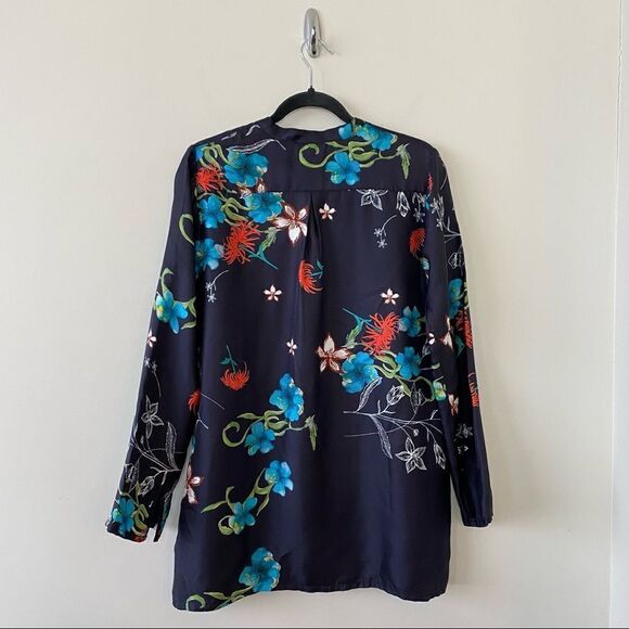 JOHNNY WAS-BECCA 100% Silk Floral Pattern Tunic Top (Small) - Picture 3 of 15